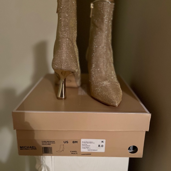 Designer Boots - Picture 2 of 4